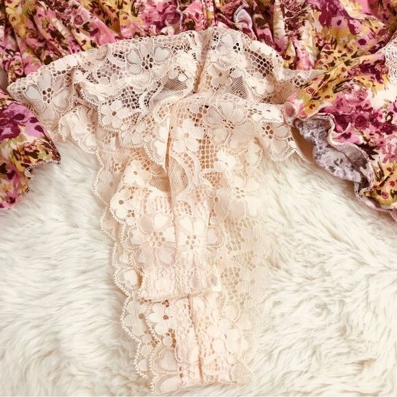 FREE PEOPLE Heat Wave Pink Floral Long Sleeve Bodysuit Thong‎ Crochet Lace New - Picture 10 of 13
